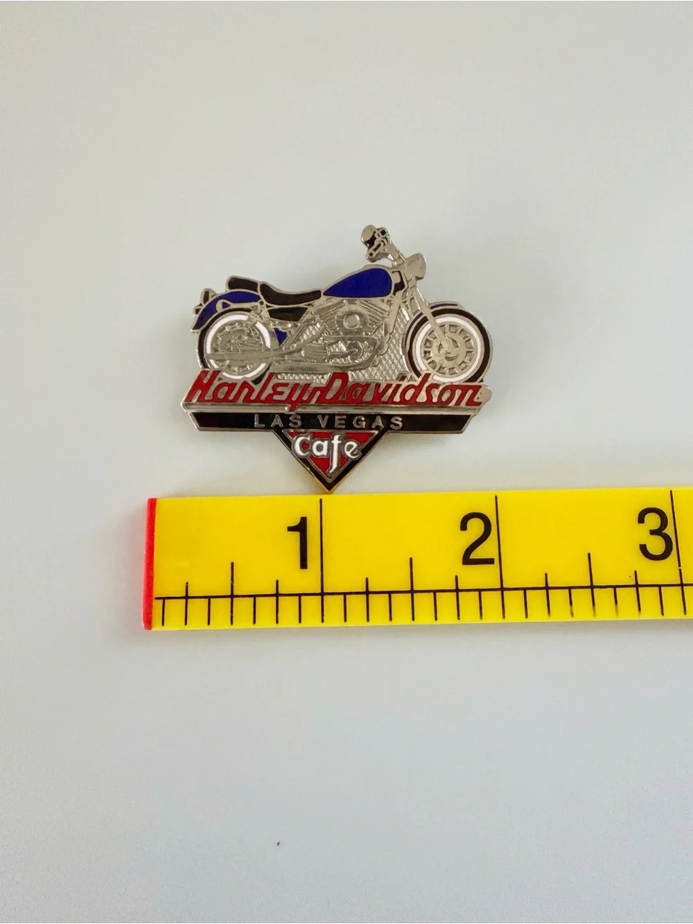 Vintage 1997 Harley Davidson Motorcycle Las Vegas Cafe Brooch Pin